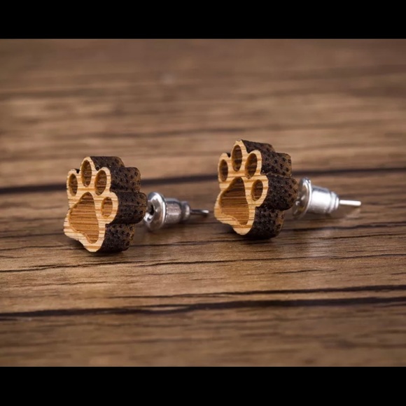 NEW Wooden Dog Print Earrings - Picture 2 of 5